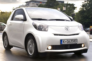 Toyota iQ