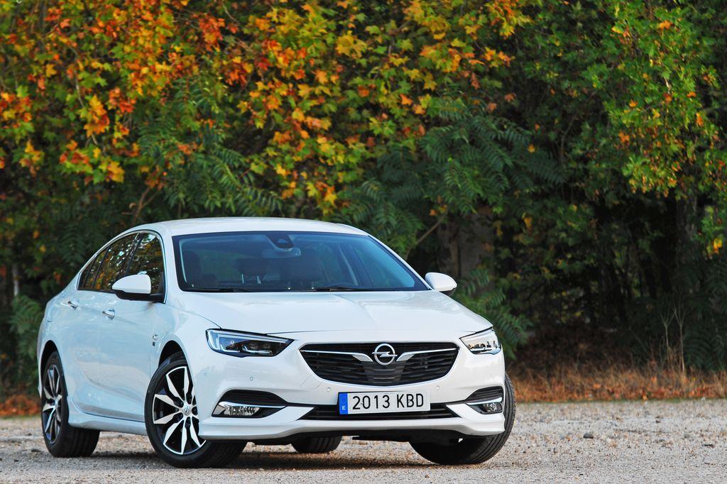 Opel Insignia Precios, ventas, datos técnicos, fotos y equipamientos