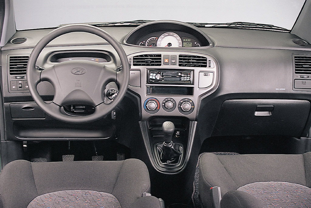 Hyundai matrix салон