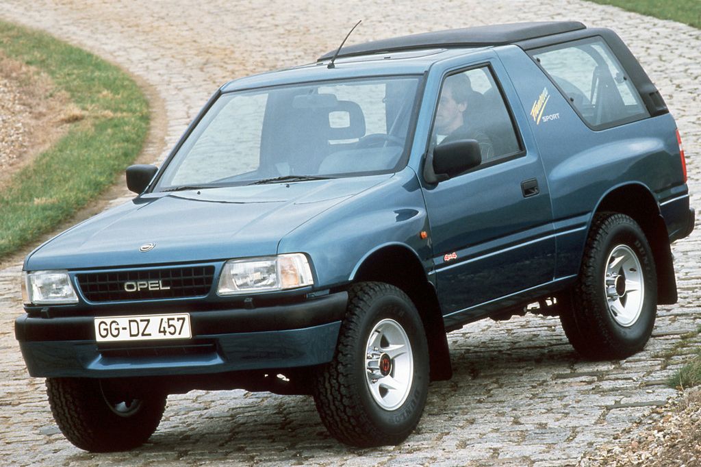 Opel monterey i