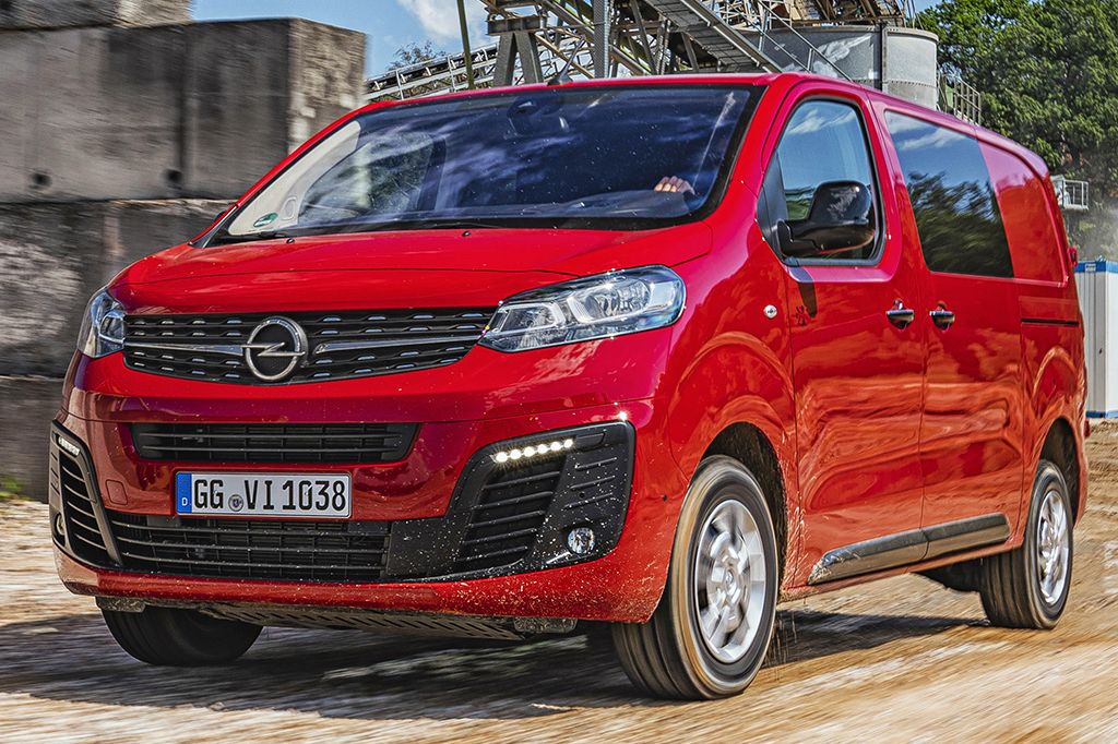 opel vivaro tourer 2020